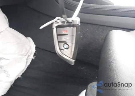 2022 BMW X7 xDrive40I z USA, uszkodzony, nr VIN 5UXCW2C01N9L06418